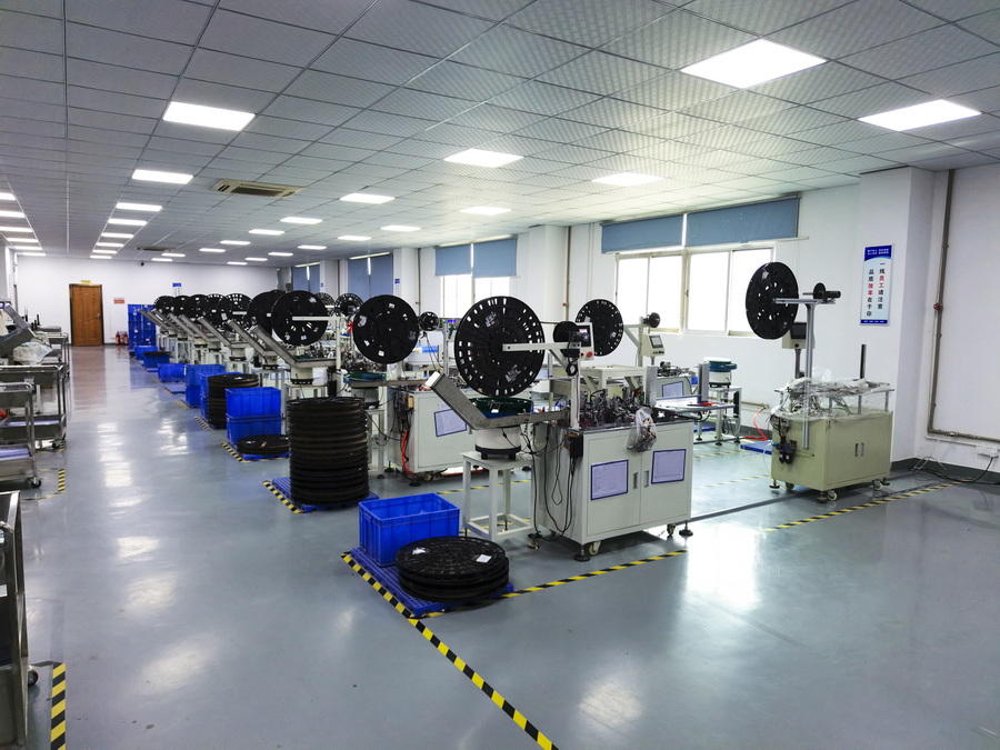 步步精全自動生產(chǎn)中心