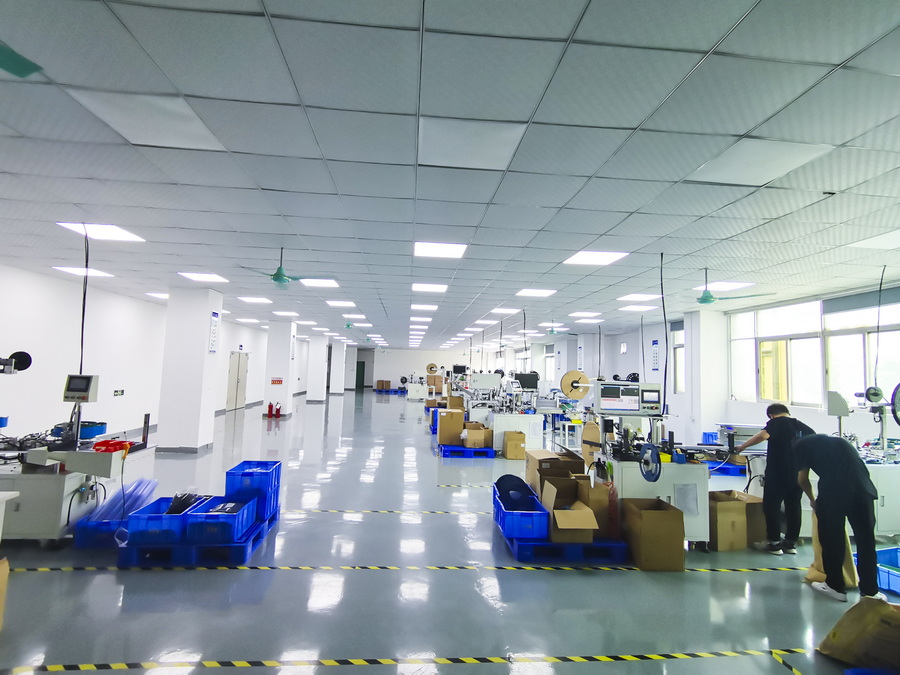 步步精科技重大技術突破，為華為Mate60 Pro提供高效快充體驗