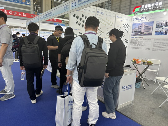 步步精科技亮相2024亞洲充電展：連接未來，引領(lǐng)創(chuàng)新